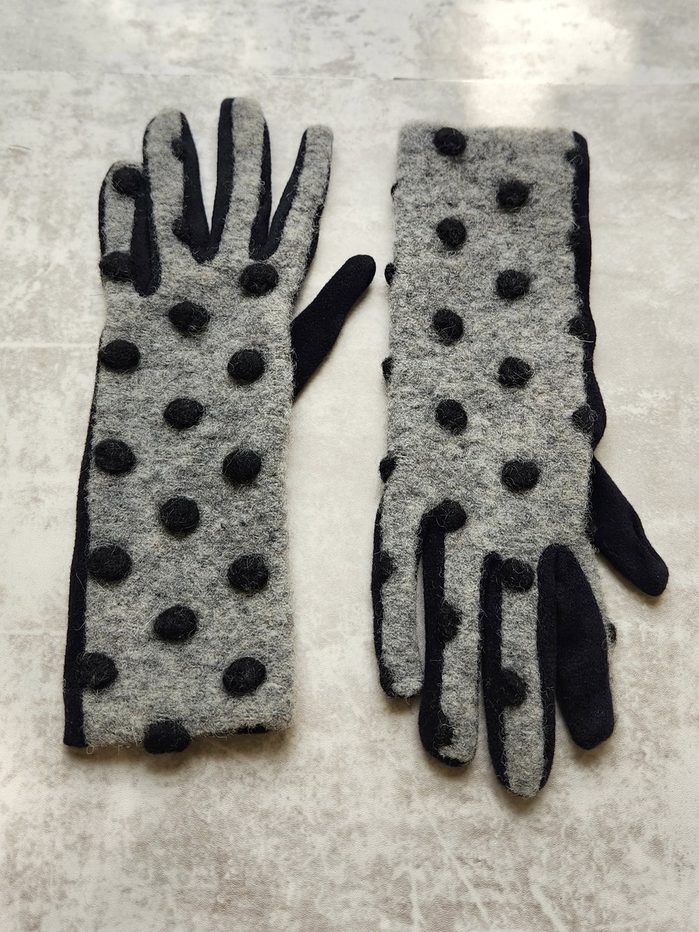 Women's Wool Fleece Gloves Small Textured Grey & Black Polka Dot Luxury Feminine